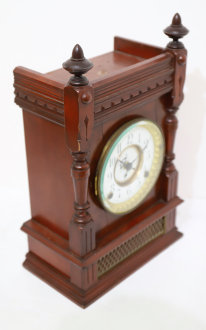 auction_aug23037002.jpg